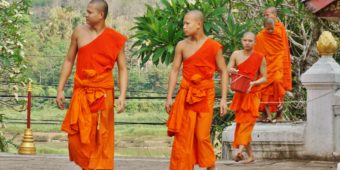 moines laos thailande