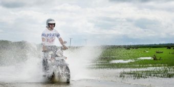 sri lanka en moto paysage motard