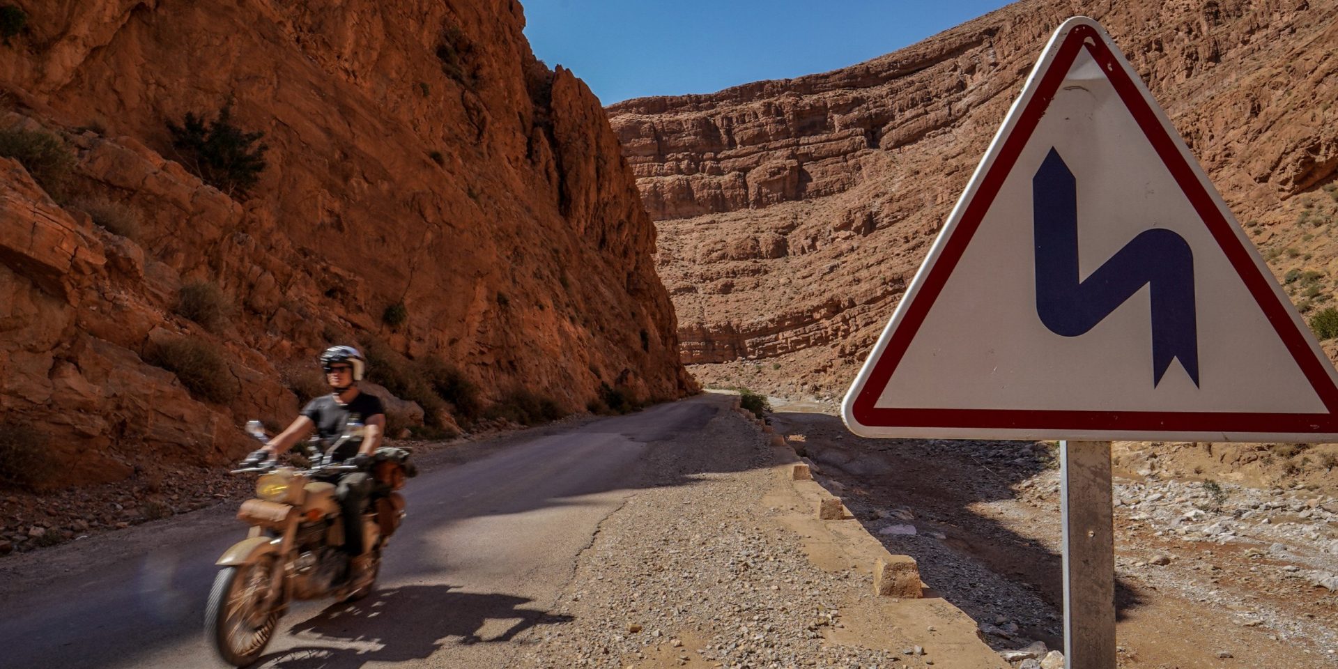 Road trip moto Maroc - Aux portes du désert